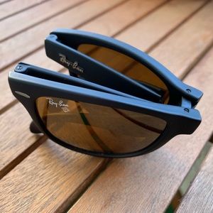 Ray-Ban Folding Wayfarer II